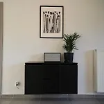 Chic Loft Facing Neo-gothic Church * גנט