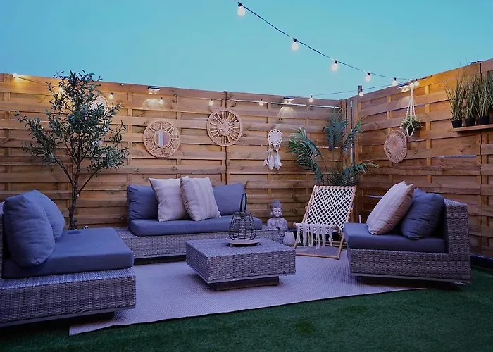 Chic Loft Facing Neo-gothic Church Апартаменти Гент