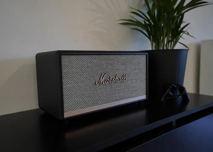 Апартаменти Chic Loft Facing Neo-gothic Church