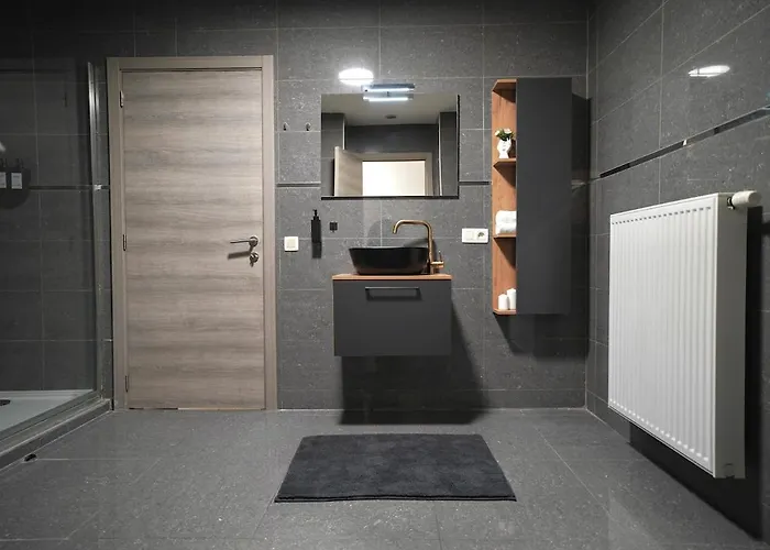 Chic Loft Facing Neo-gothic Church Апартаменти Гент